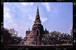  bgEvEV[ETybg Wat Phra Si Sanphet 